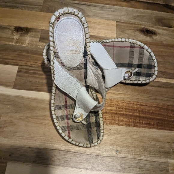 Burberry Nova Check Pattern Leather Espadrilles - Picture 1 of 10